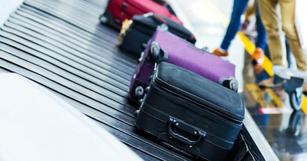 can laptops go in checked baggage