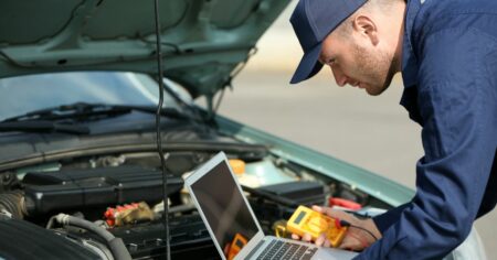 Do Car Mechanics Need Laptops?